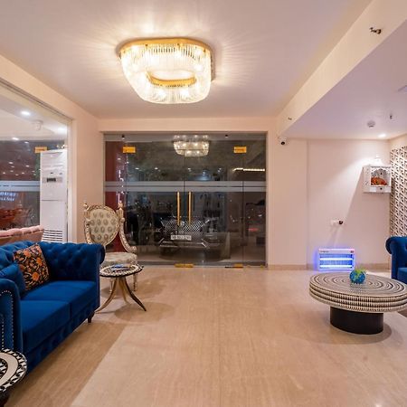 Hotel Ginger Palace Delhi Airport New Delhi Exteriör bild