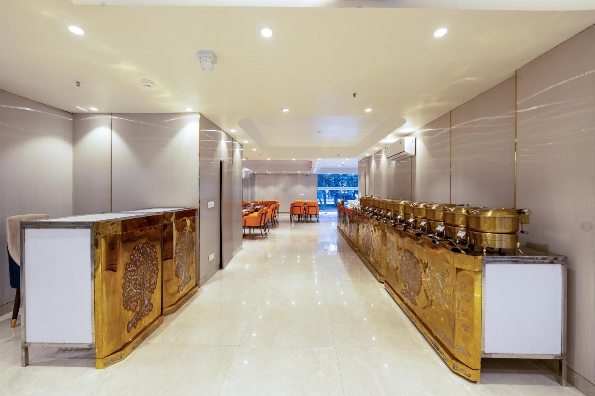 Hotel Ginger Palace Delhi Airport New Delhi Exteriör bild