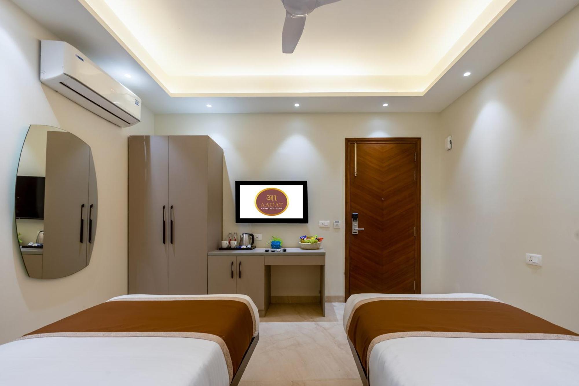 Hotel Ginger Palace Delhi Airport New Delhi Exteriör bild