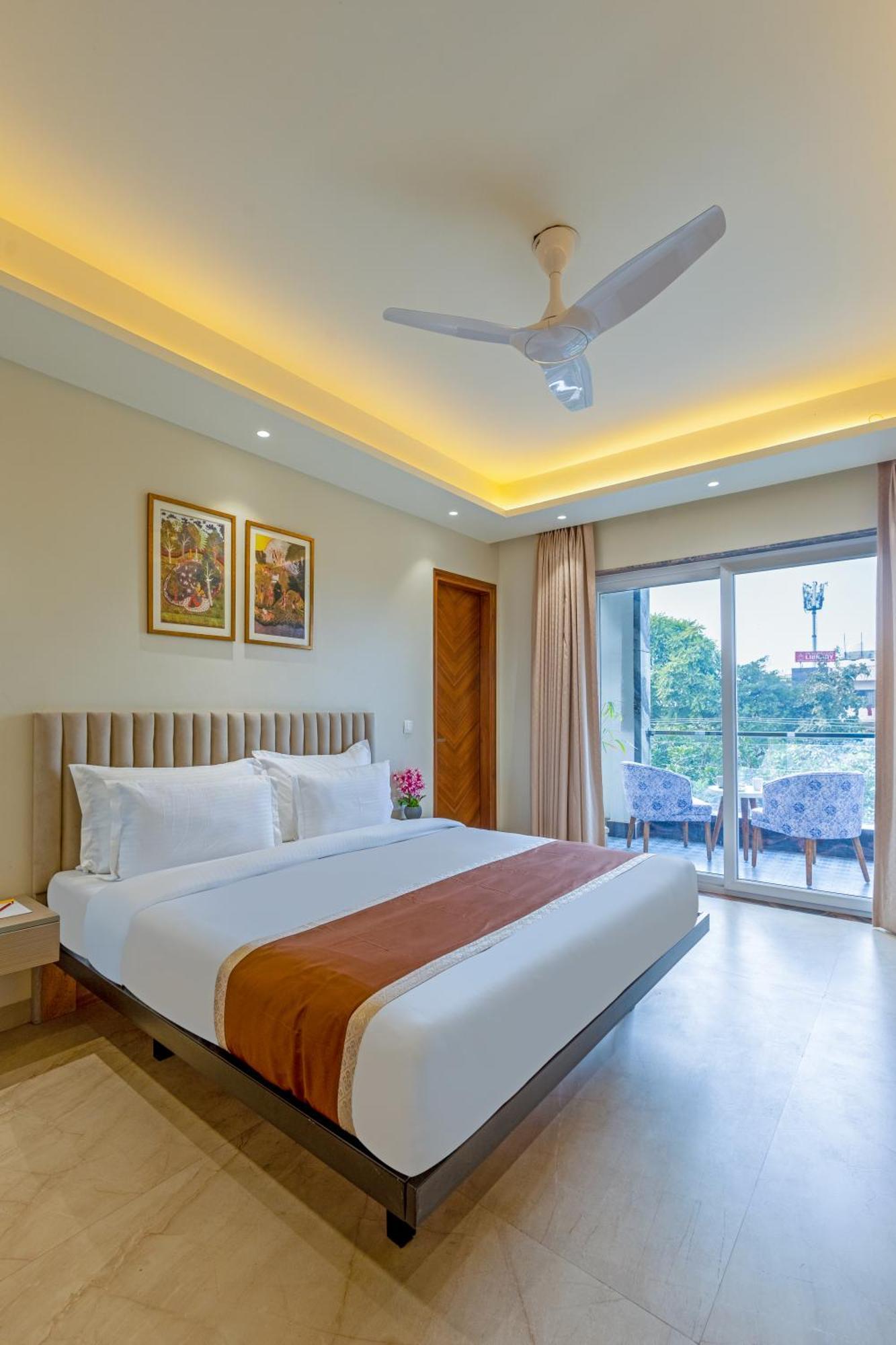 Hotel Ginger Palace Delhi Airport New Delhi Exteriör bild
