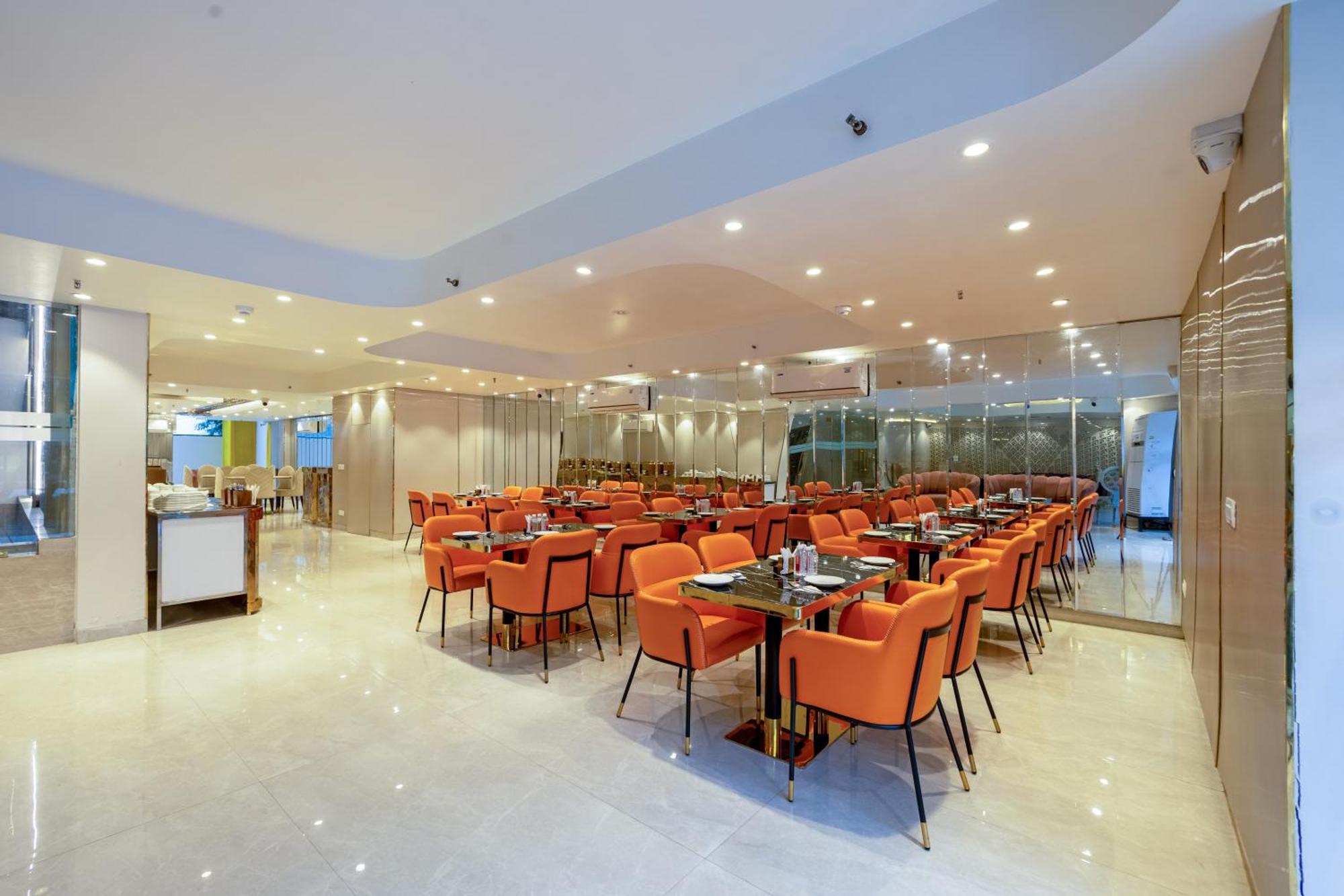 Hotel Ginger Palace Delhi Airport New Delhi Exteriör bild
