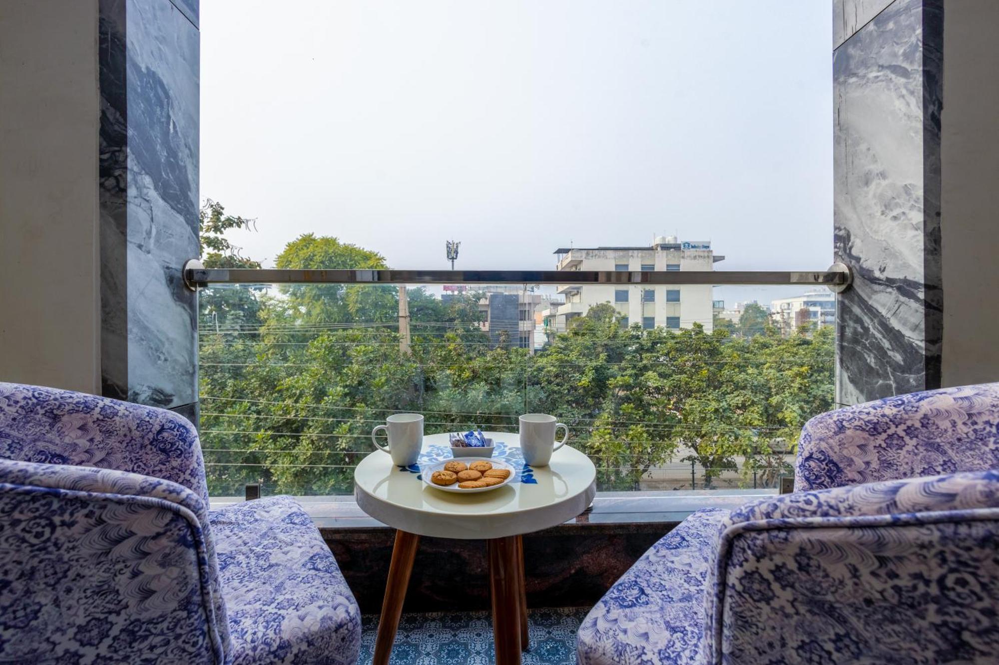 Hotel Ginger Palace Delhi Airport New Delhi Exteriör bild