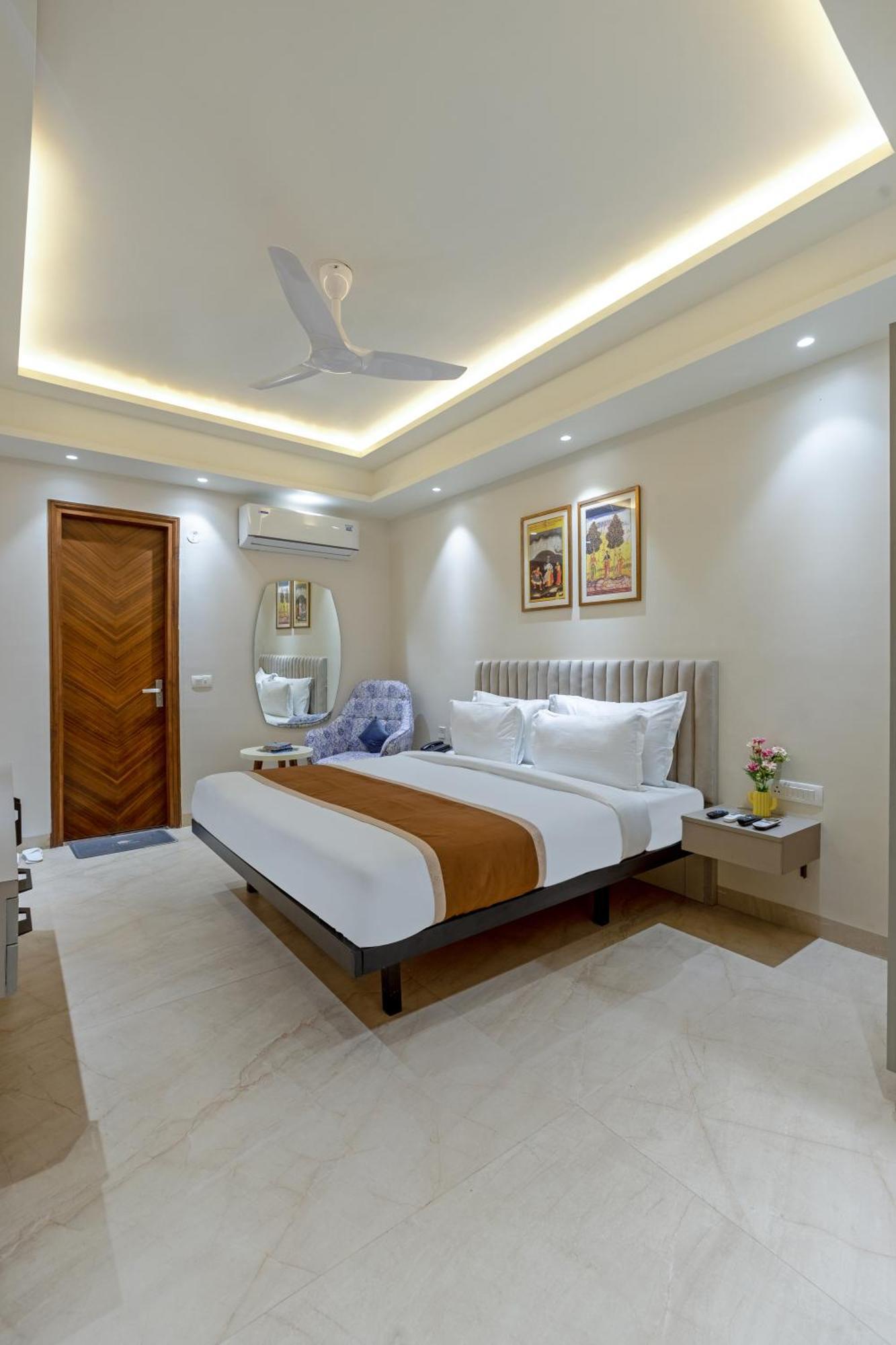 Hotel Ginger Palace Delhi Airport New Delhi Exteriör bild