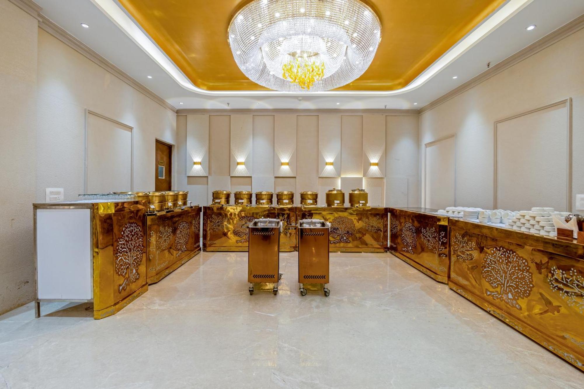 Hotel Ginger Palace Delhi Airport New Delhi Exteriör bild